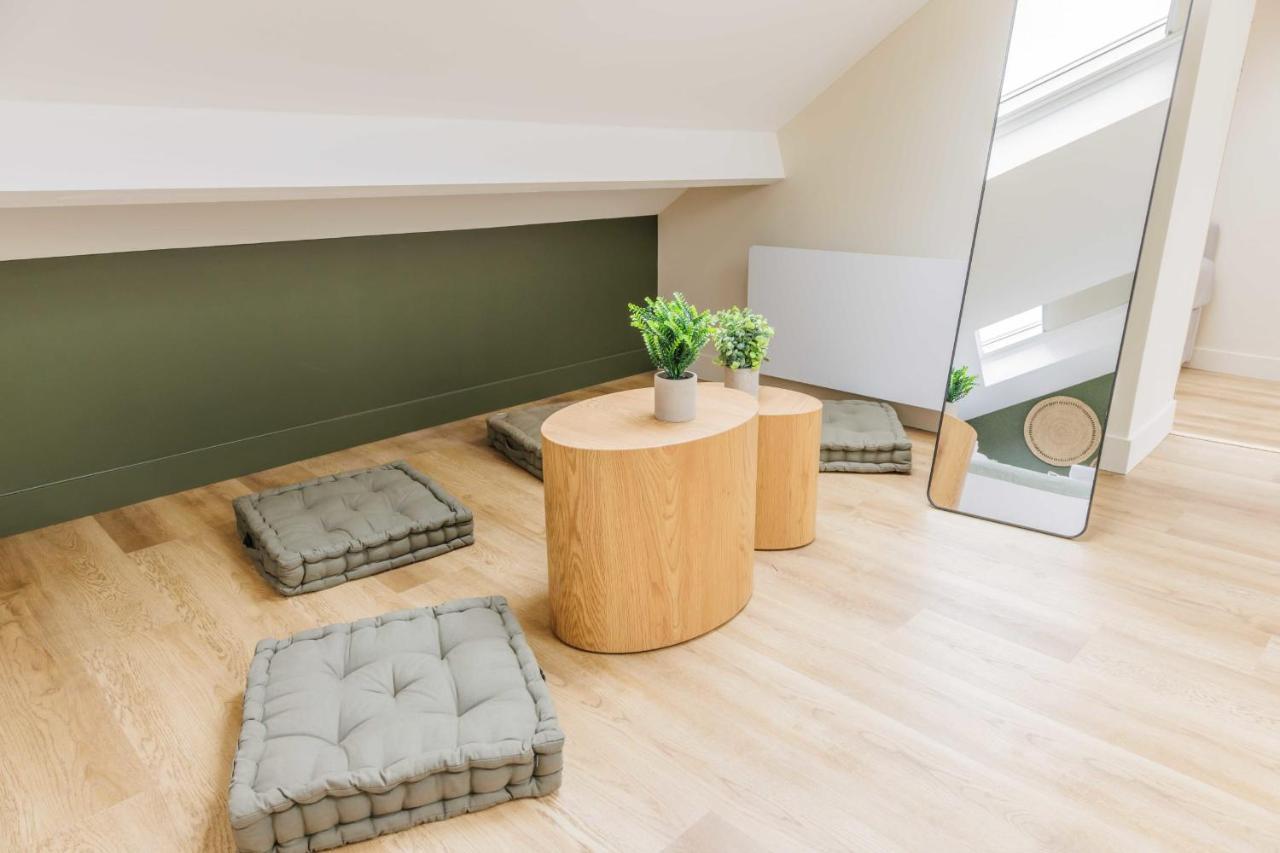 Charming Appart Duplex 7P2Br Le Marais Lägenhet Paris Exteriör bild