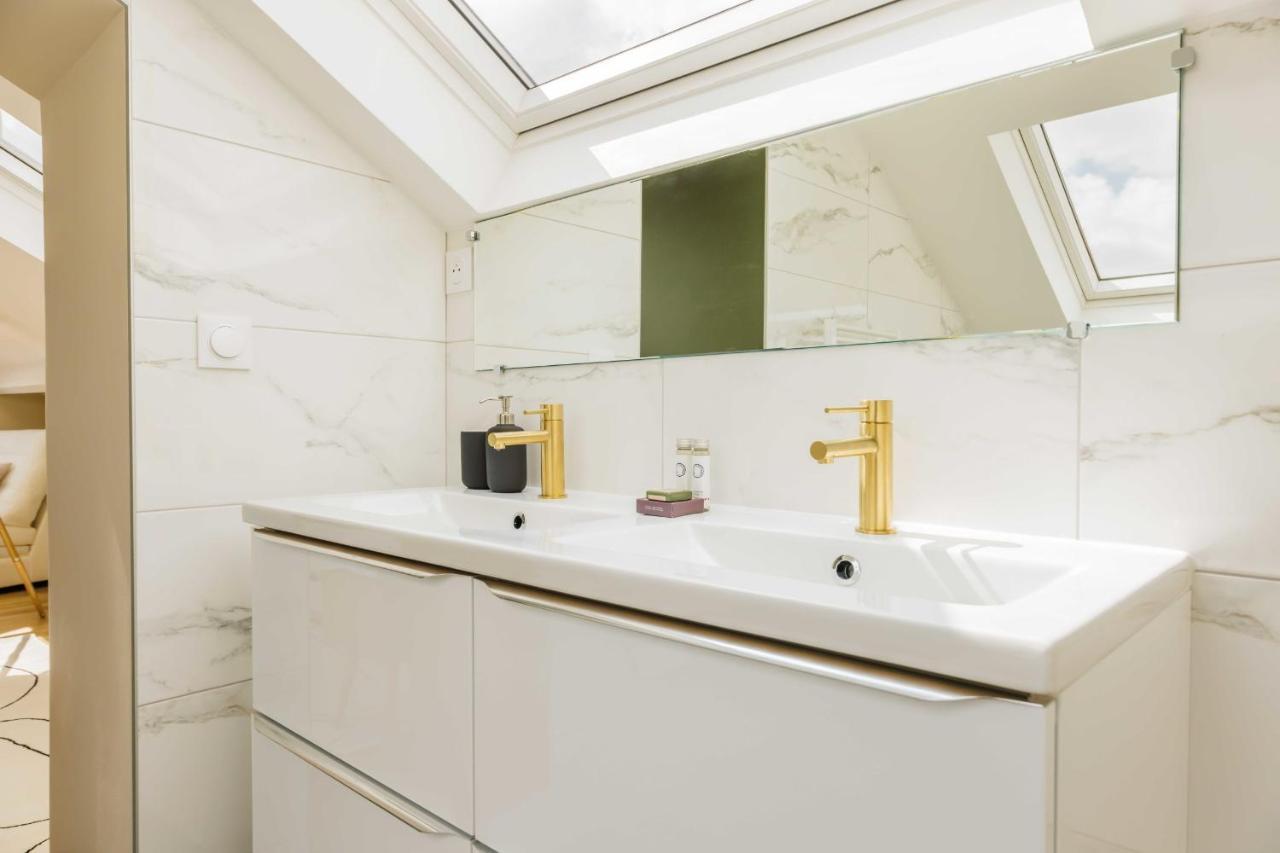 Charming Appart Duplex 7P2Br Le Marais Lägenhet Paris Exteriör bild